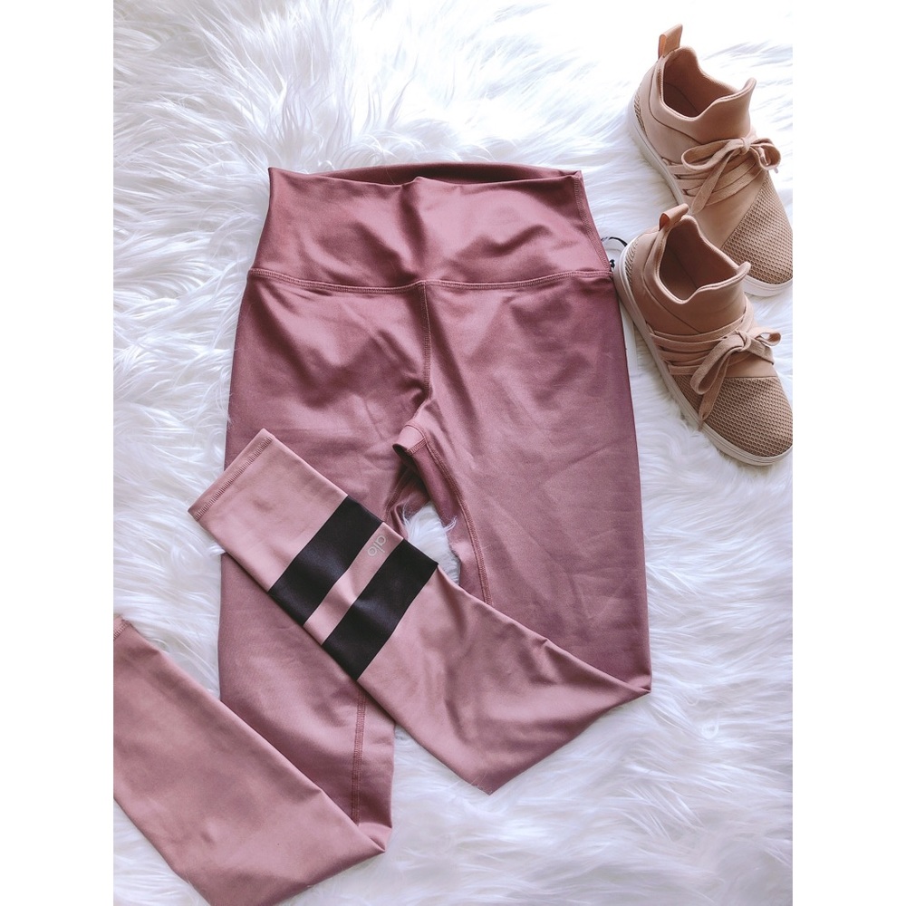 Alo Yoga highwaist Plush airbrush leggings - 8-$80